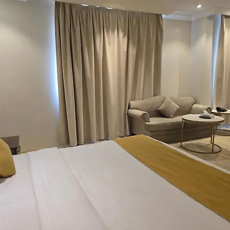 Cloud Dream Hotel Suites-2